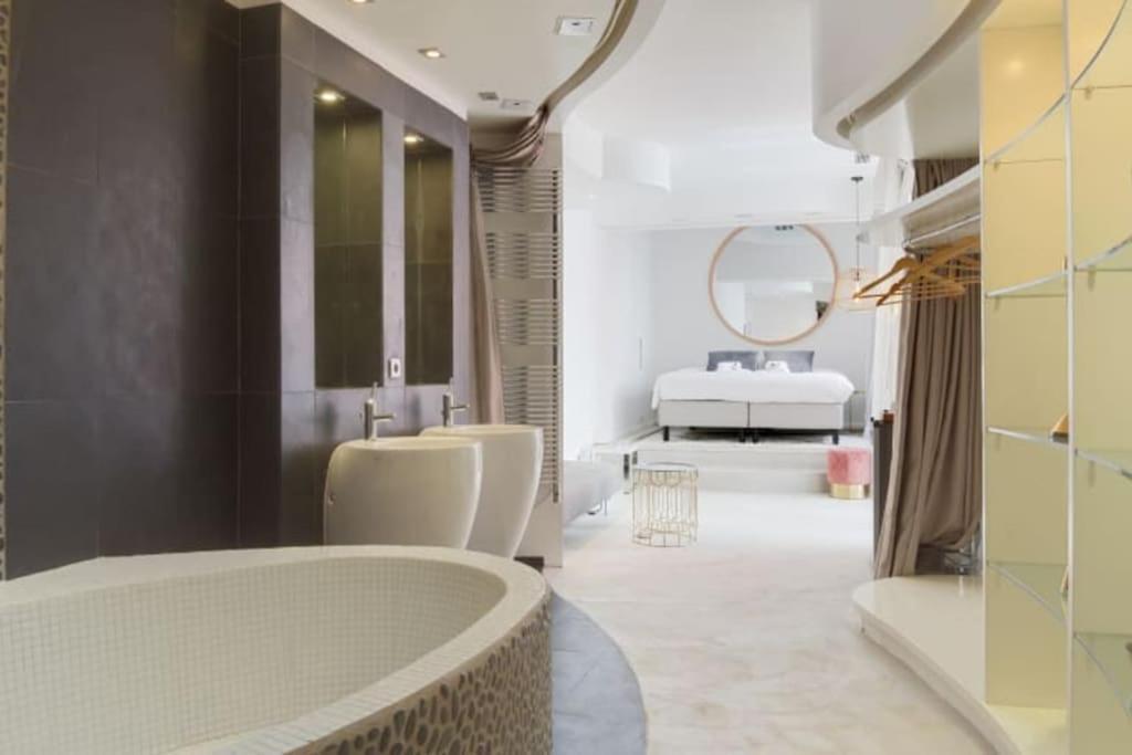 Magnifique Appartement Parisien - Marais Zewnętrze zdjęcie