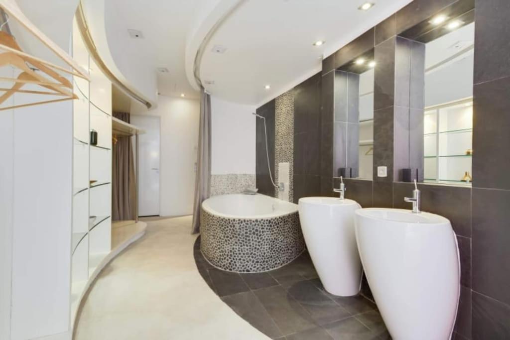 Magnifique Appartement Parisien - Marais Zewnętrze zdjęcie